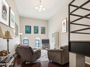 270 E Highland Ave APT 826, Milwaukee, WI 53202