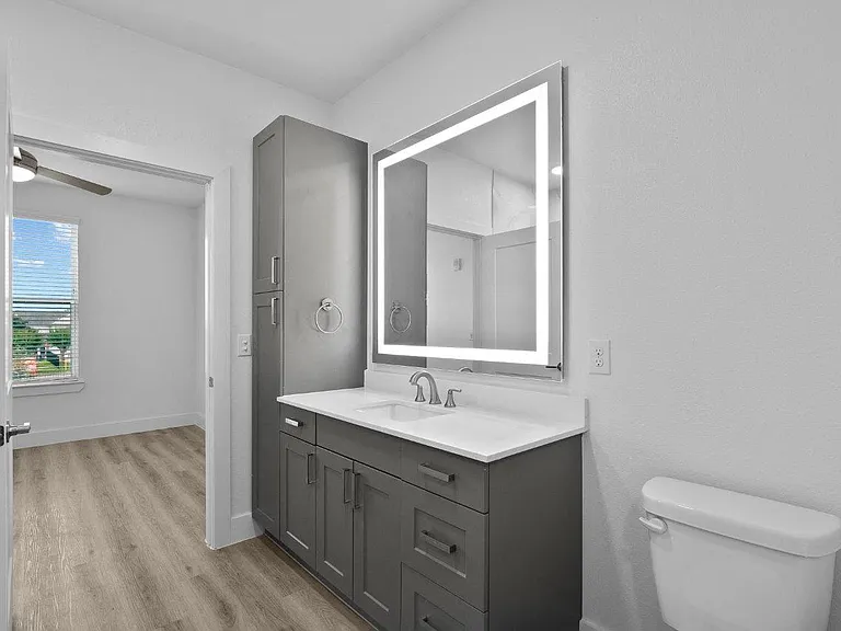 Lenox Katy Crossing — Photo 16
