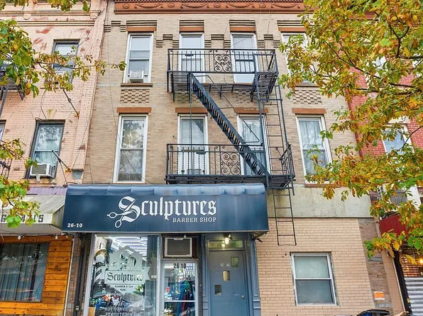 2610 Hoyt Ave S, Astoria, NY 11102