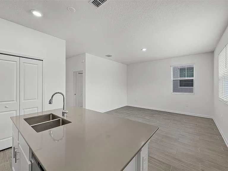 2563 Relaxing Ln — Photo 7