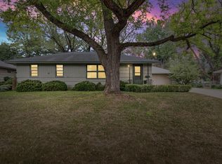 512 W 104th St, Bloomington, MN 55420