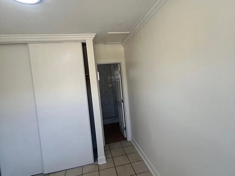 428 N Poplar Ave — Photo 9