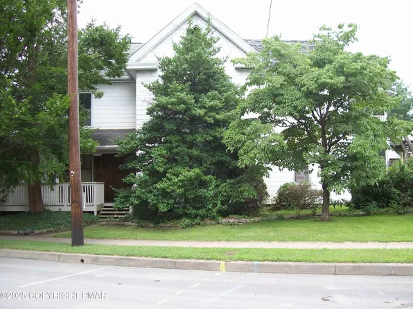 315 E 3rd St, Bloomsburg, PA 17815