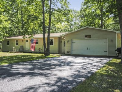 7950 Sturgeon Valley Dr, Indian River, MI, 49749