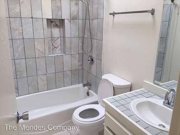 5th image of 325 W San Marcos Blvd Unit 201