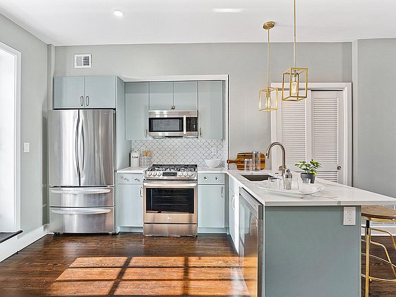 2nd image of 154 Fairmount Ave Floor 2