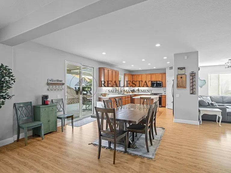 16704 Fox Trot Ln — Photo 6