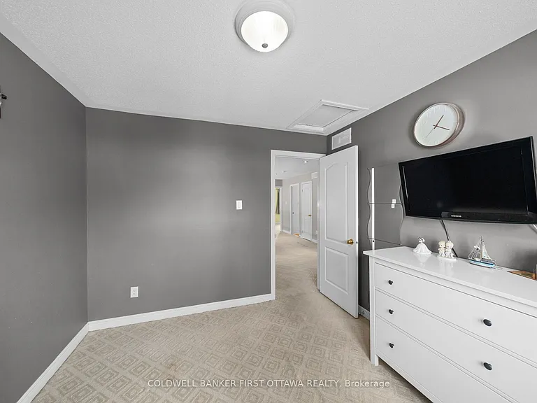 6 A Rosetta Ave — Photo 24