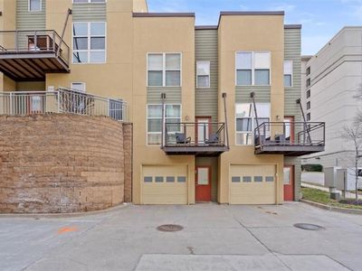 4583 Madison Ave, Kansas City, MO, 64111