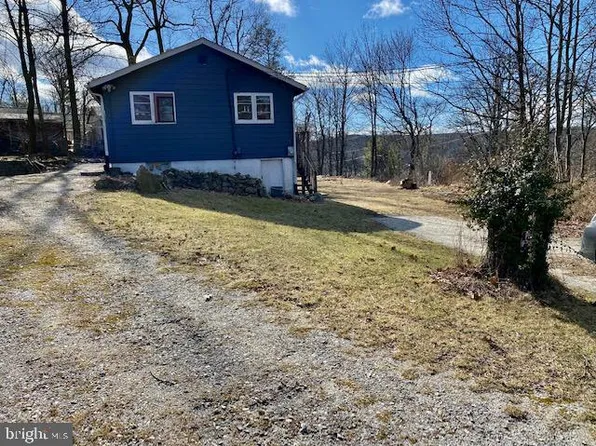 114 Hillside Rd #114, Highland Lakes, NJ 07422