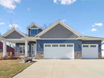 5608 Seminole Valley Trl NE, Cedar Rapids, IA, 52411