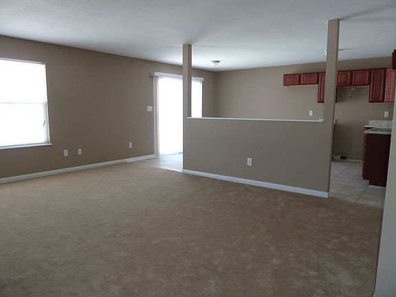 5th image of 3920 Hornickel Dr
