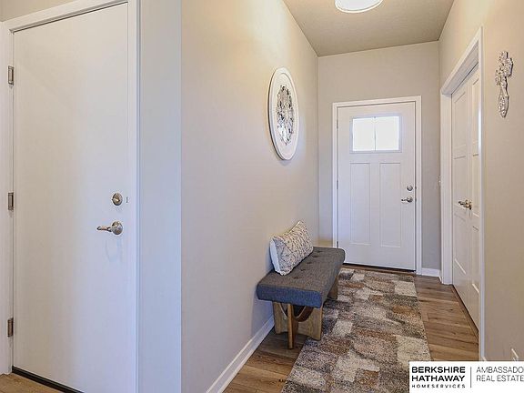 3rd image of 11301 Slayton St