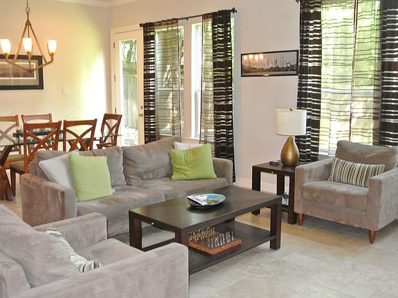 Living & Dining Area