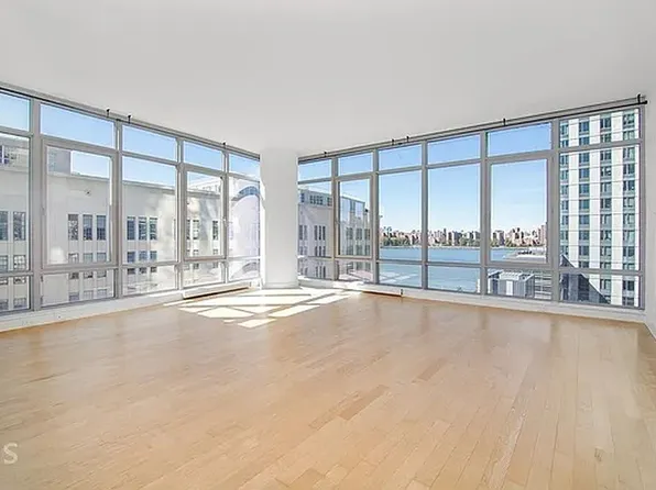 1 Northside Piers APT 7D, Brooklyn, NY 11249