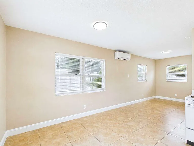 3815 1st Ave N #C — Photo 3