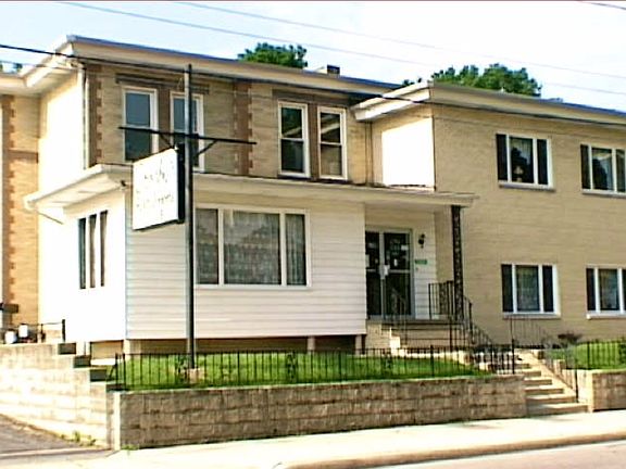 2nd image of 2323 E 5th Ave