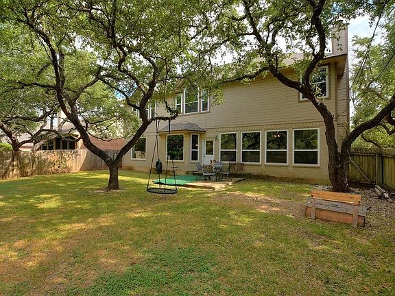 3rd image of 6544 Clairmont Dr