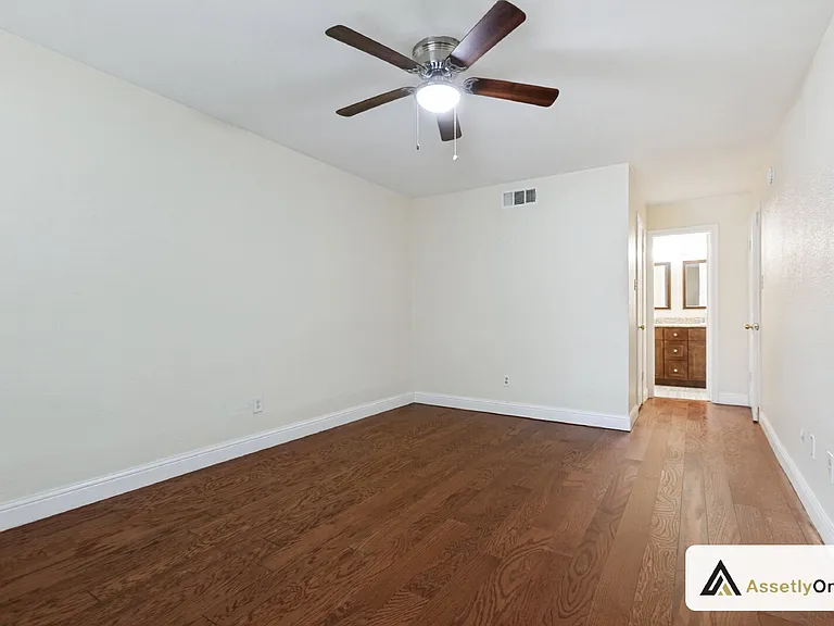 13719 Flagstone Ln — Photo 13