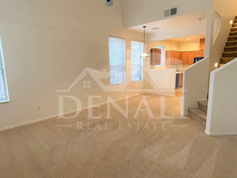 1225 N 36th St #1114 — Photo 4
