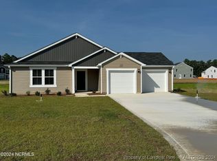 498 Walters Run Dr, Raeford, NC 28376