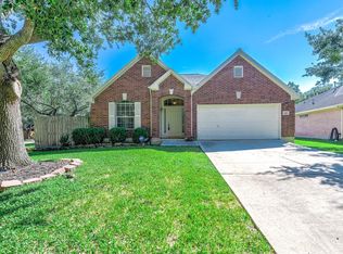 3347 Pebble Beach Ln, Pearland, TX 77584