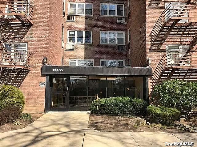 1st image of 144-55 Melbourne Ave #6G