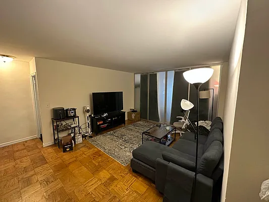 Rented by Olympia House Delaware LP | media 22