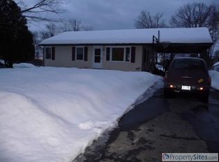 66 Cedar Hill Dr, Manchester, NH 03109