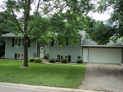 1912 Howard Dr, North Mankato, MN, 56003