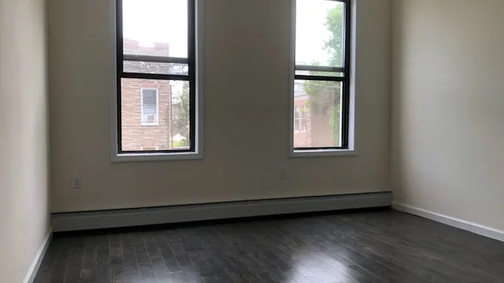 Rented by Nooklyn NYC LLC | media 34