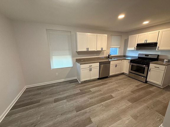 2nd image of 7543 Berkshire Rd