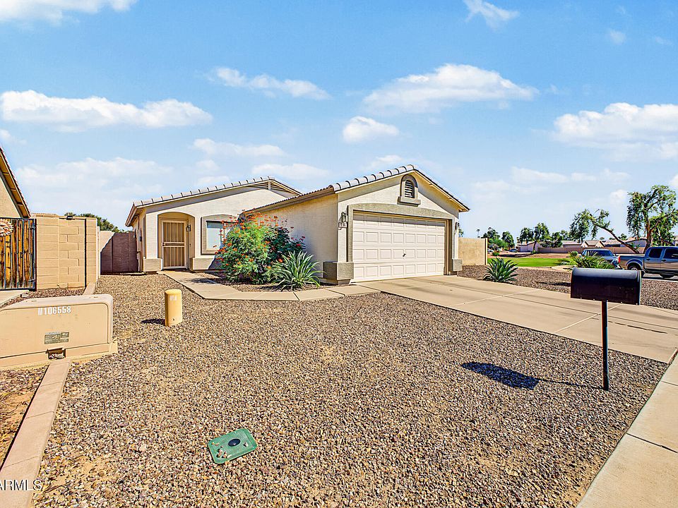 1st image of 726 E MAHONEY Circle