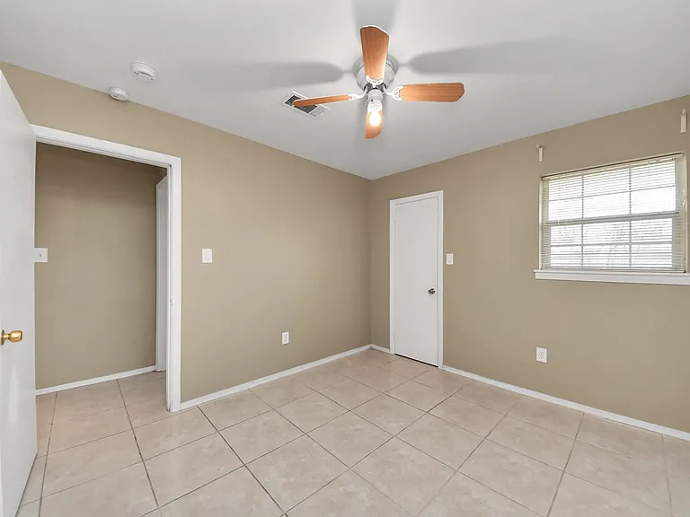 811 Hillcrest Dr — Photo 21