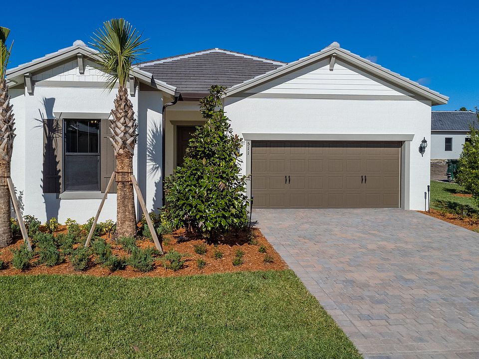 1st image of 511 SE Villandry Way