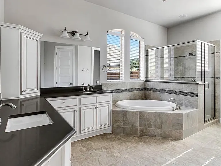 6313 Hewetson Dr — Photo 11