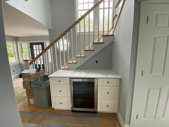 2nd image of 37 Wildwood Ave
