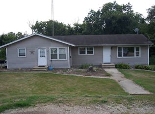 2638 N 3659th Rd, Sheridan, IL 60551