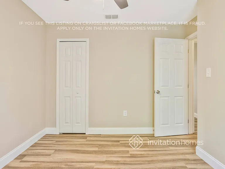 316 E Rose Ln — Photo 13