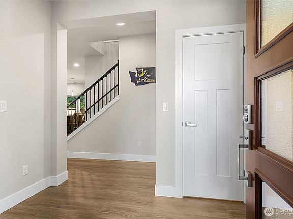 3rd image of 18314 17th Avenue W
