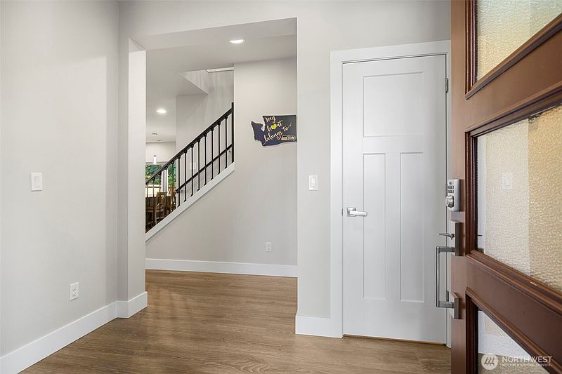 3rd image of 18314 17th Avenue W