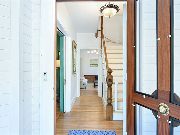 3rd image of 302 Concord Rd