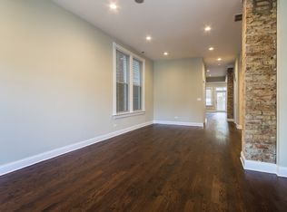 3704 N Marshfield Ave, Chicago, IL 60613