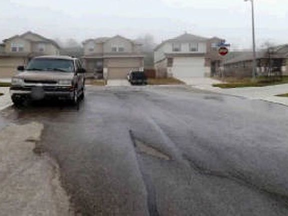 Exterior Neighborhood (street photo)
