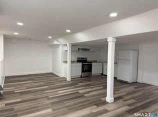 96 Neill Dr, Watertown, CT 06795