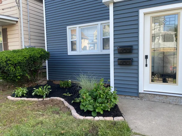 274 Hoboken Rd #1, East Rutherford, NJ 07073