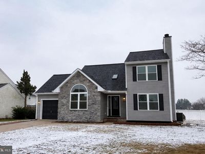 916 Gilder Dr, New Castle, DE, 19720