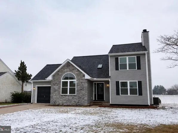 916 Gilder Dr, New Castle, DE 19720