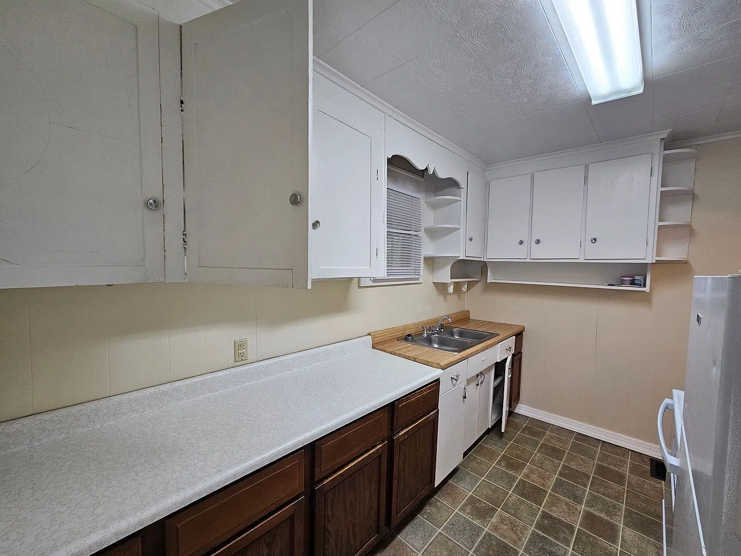377 Gilmore Street — Photo 4