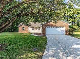 408 Singletree Ct, Jacksonville, NC 28540